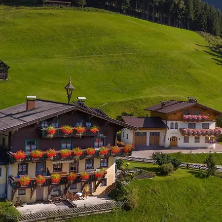 アパート Schachengut Schlossalm Gasteinertal Salzburg バードガシュタイン